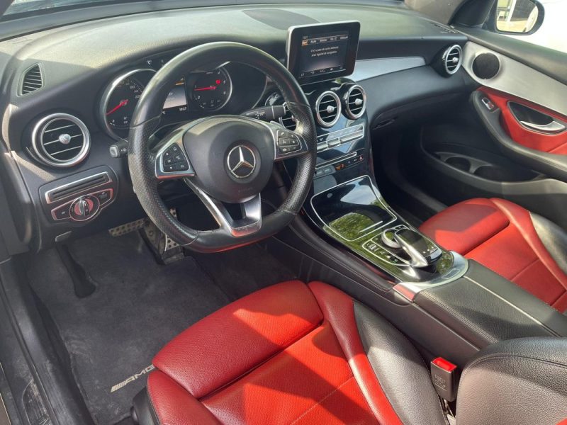 MERCEDES-BENZ Classe GLC Coupé 220 d 170 ch AMG Line 4MATIC Boîte Auto 9G-Tronic / Attelage