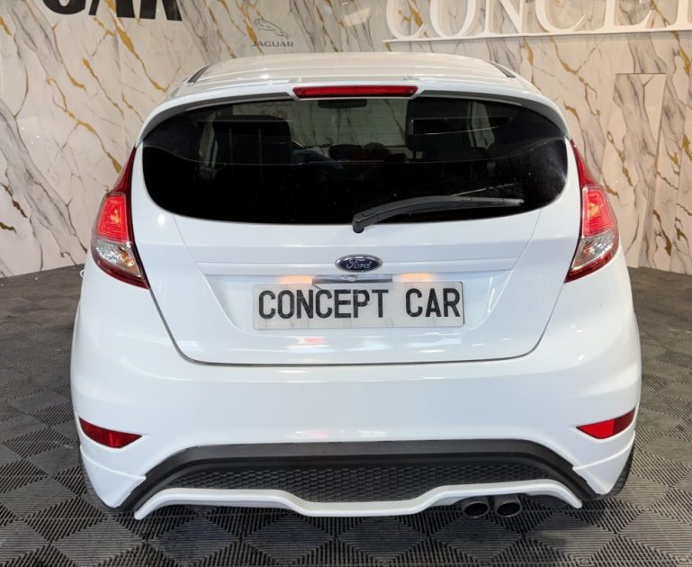 FORD FIESTA ST  2014 - 73 459Kms - Premier Main - Parfait Etat - FRANCE