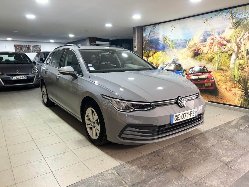 VOLKSWAGEN GOLF 8 SW 1.0 TSI OPF 110CH LIFE 01/2022 PRIX HT : 9990 €