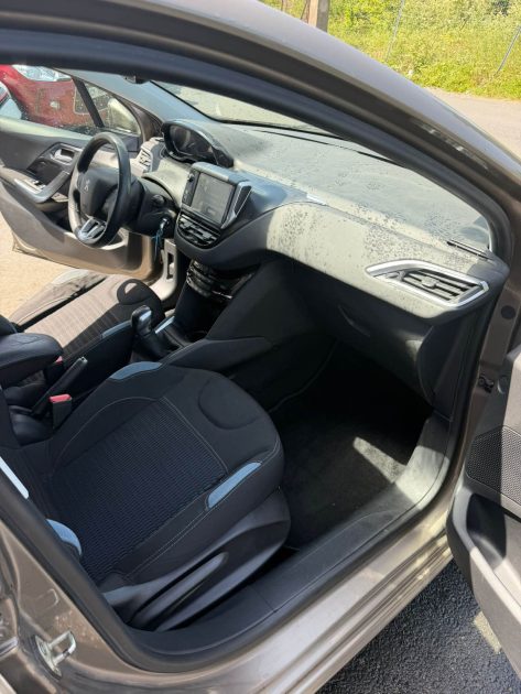 PEUGEOT 208 1.4 HDI 68ch ALLURE