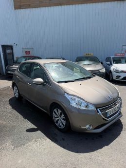 PEUGEOT 208 1.4 HDI 68ch ALLURE