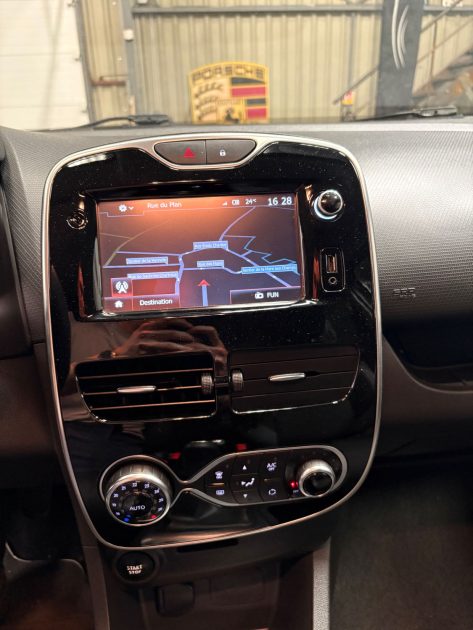 MAGNIFIQUE RENAULT CLIO IV 0.9 TCE INTENS 90 CH (CLIMATISATION AUTOMATIQUE, CAMÉRA DE RECUL)⭐️⭐️⭐️⭐️