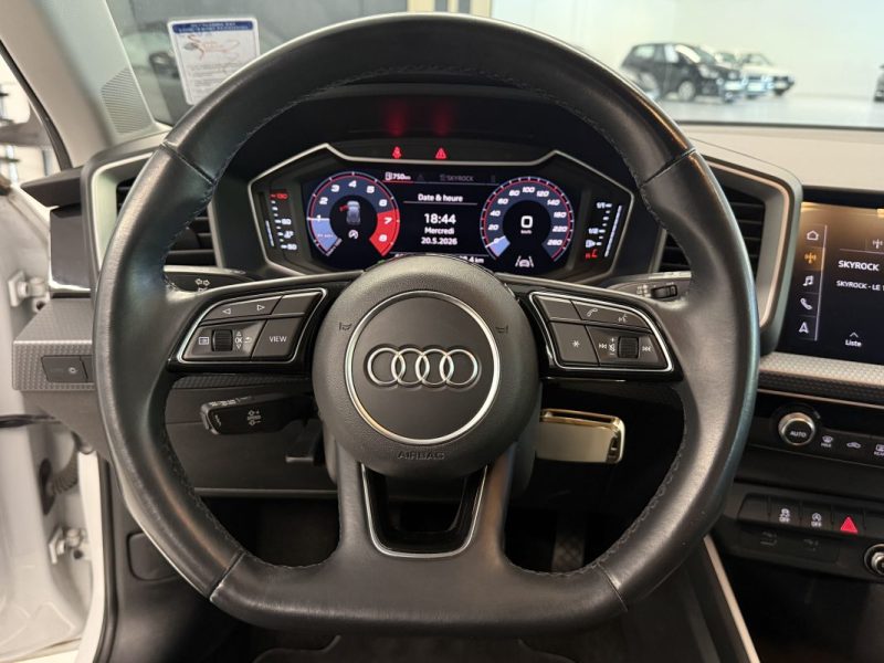 AUDI A1 30 TFSI 110 ch S-Line - CARPLAY