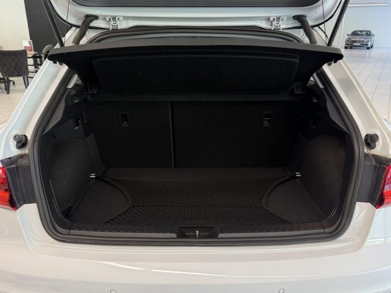 AUDI A1 30 TFSI 110 ch S-Line - CARPLAY