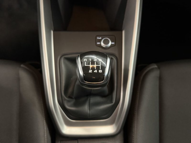 AUDI A1 30 TFSI 110 ch S-Line - CARPLAY