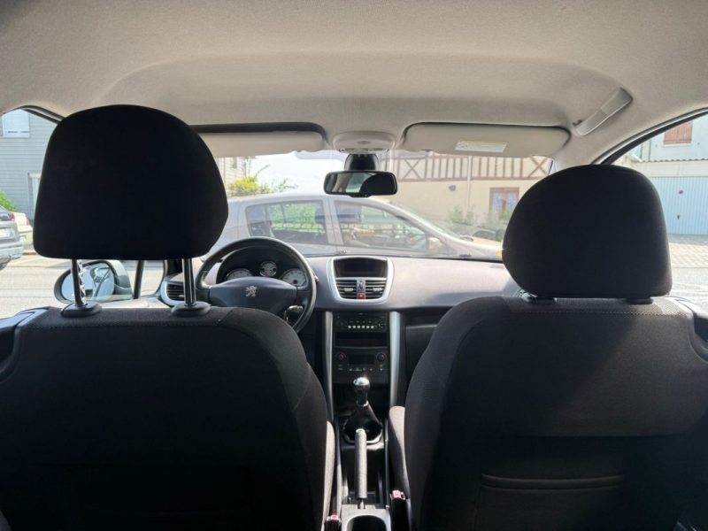 Peugeot 207 1.6 HDi 90Ch Premium Pack