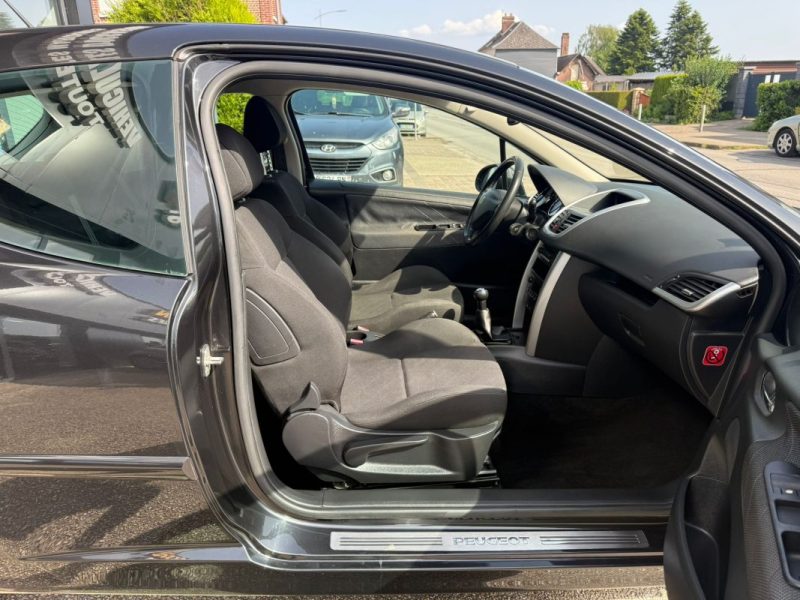 Peugeot 207 1.6 HDi 90Ch Premium Pack