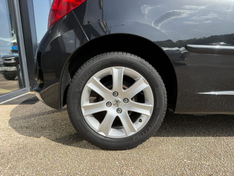 Peugeot 207 1.6 HDi 90Ch Premium Pack