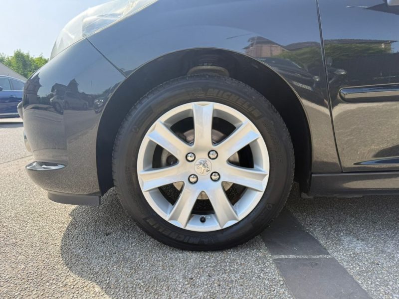 Peugeot 207 1.6 HDi 90Ch Premium Pack