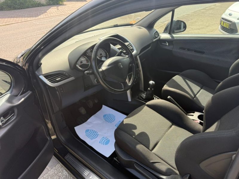 Peugeot 207 1.6 HDi 90Ch Premium Pack