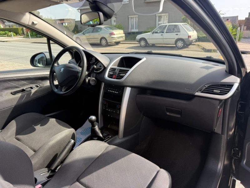 Peugeot 207 1.6 HDi 90Ch Premium Pack