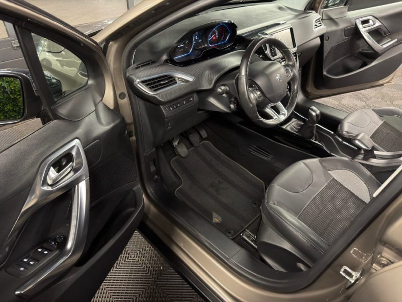 PEUGEOT 2008 1.2 TURBO 110 Cv 1ERE MAIN ECRAN GPS TACTILE / CRIT AIR 1 - GARANTIE 1 AN