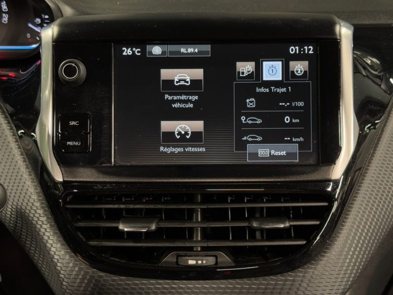 PEUGEOT 2008 1.2 TURBO 110 Cv 1ERE MAIN ECRAN GPS TACTILE / CRIT AIR 1 - GARANTIE 1 AN
