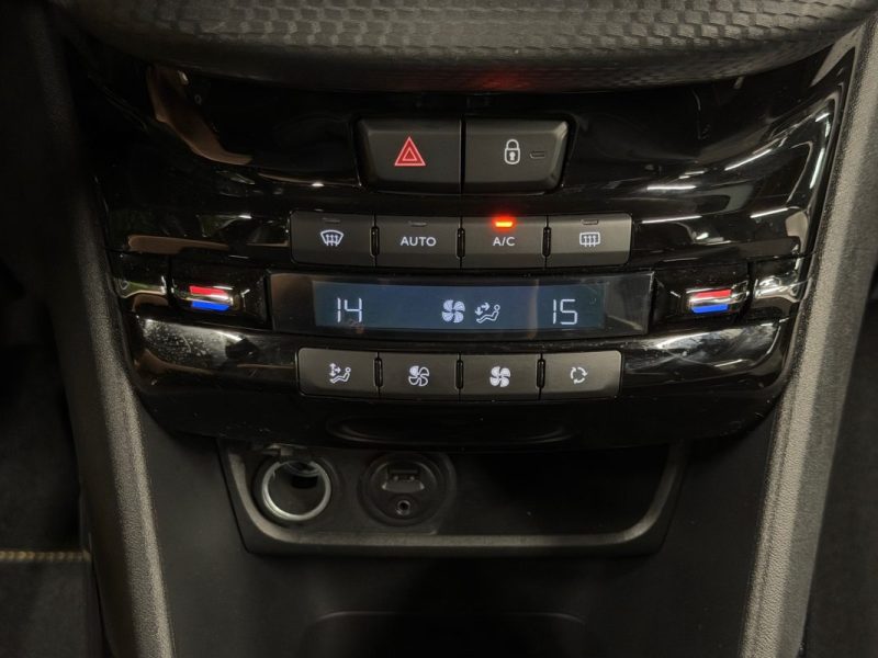PEUGEOT 2008 1.2 TURBO 110 Cv 1ERE MAIN ECRAN GPS TACTILE / CRIT AIR 1 - GARANTIE 1 AN