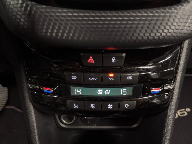 PEUGEOT 2008 CROSSWAY 1.2 TURBO 110 Cv ECRAN GPS TACTILE / CRIT AIR 1 - GARANTIE 1 AN