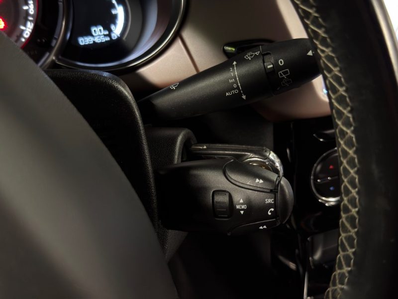 DS DS 3 GIVENCHY Le MakeUp 1.2 TURBO 130 Cv 38 900 Kms ECRAN GPS CAMERA INTERIEUR CUIR Garantie 1 an