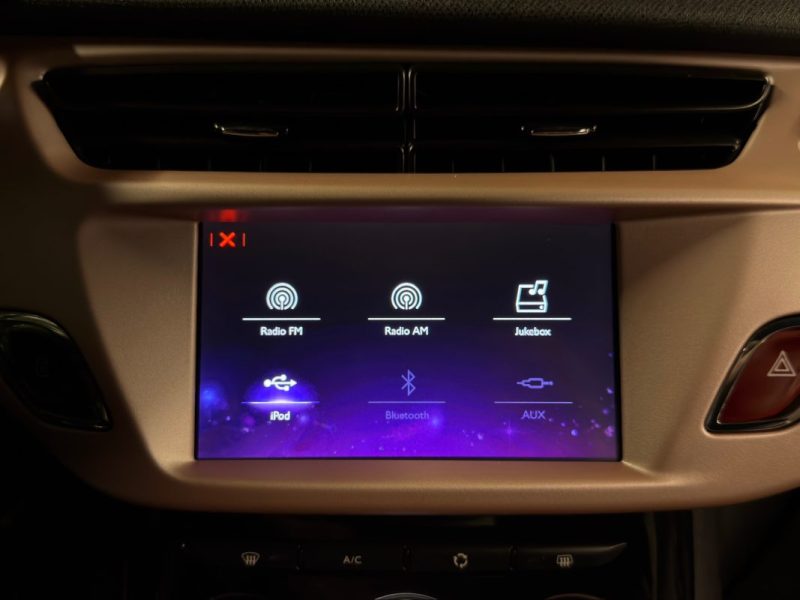 DS DS 3 GIVENCHY Le MakeUp 1.2 TURBO 130 Cv 38 900 Kms ECRAN GPS CAMERA INTERIEUR CUIR Garantie 1 an