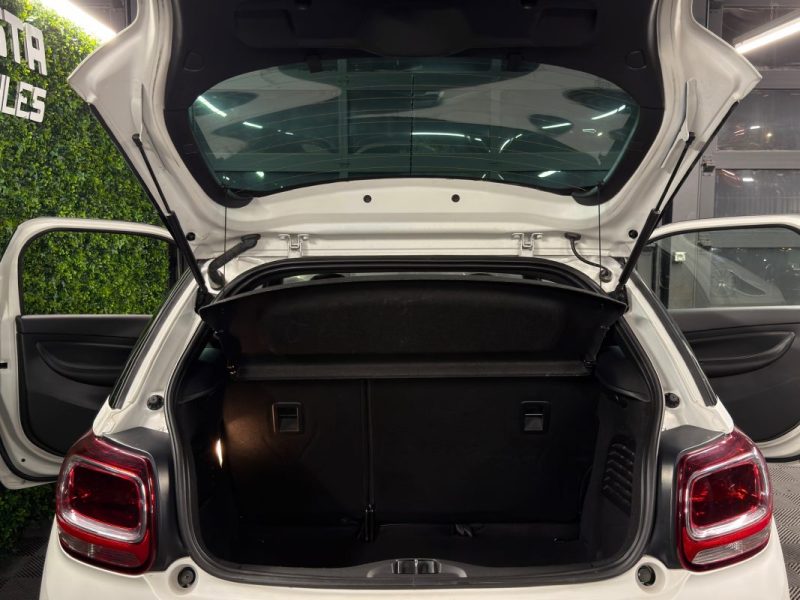 DS DS 3 GIVENCHY Le MakeUp 1.2 TURBO 130 Cv 38 900 Kms ECRAN GPS CAMERA INTERIEUR CUIR Garantie 1 an