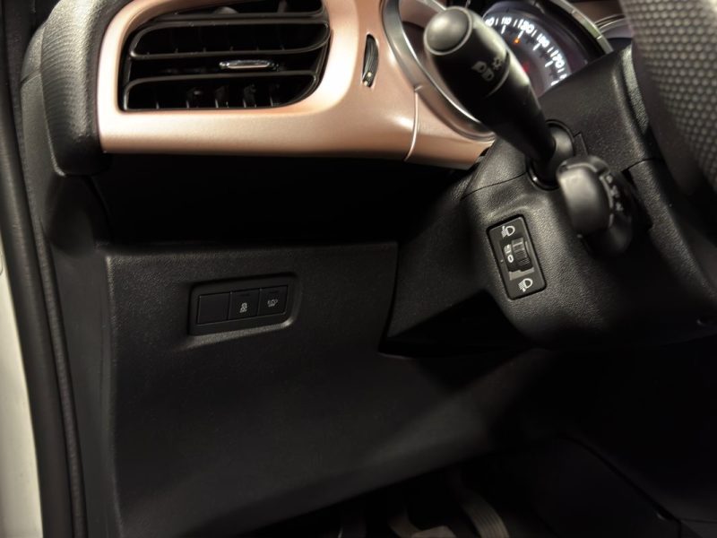 DS DS 3 GIVENCHY Le MakeUp 1.2 TURBO 130 Cv 38 900 Kms ECRAN GPS CAMERA INTERIEUR CUIR Garantie 1 an