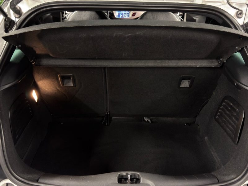DS DS 3 GIVENCHY Le MakeUp 1.2 TURBO 130 Cv 38 900 Kms ECRAN GPS CAMERA INTERIEUR CUIR Garantie 1 an