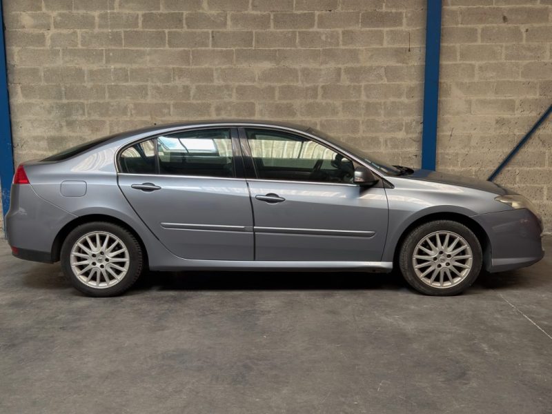 RENAULT LAGUNA 3 III BERLINE 2.0 DCI 150 Cv MOTEUR A CHAINE / FINITION PRIVILEGE 