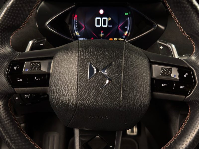 DS DS 3 CROSSBACK PERFORMANCE LINE 1.2 TURBO 130 Cv BOITE AUTO EAT8 VIRTUAL COCKPIT - GARANTIE 1 AN