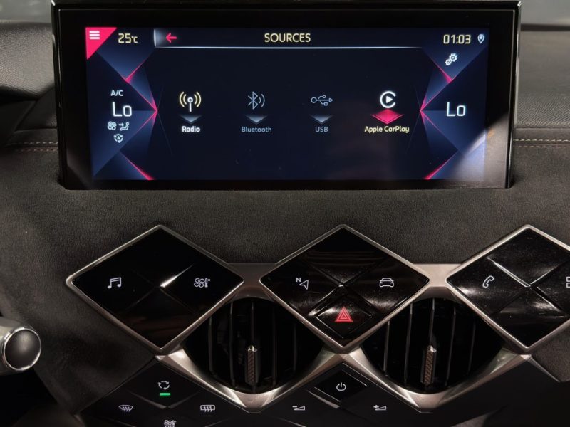 DS DS 3 CROSSBACK PERFORMANCE LINE 1.2 TURBO 130 Cv BOITE AUTO EAT8 VIRTUAL COCKPIT - GARANTIE 1 AN