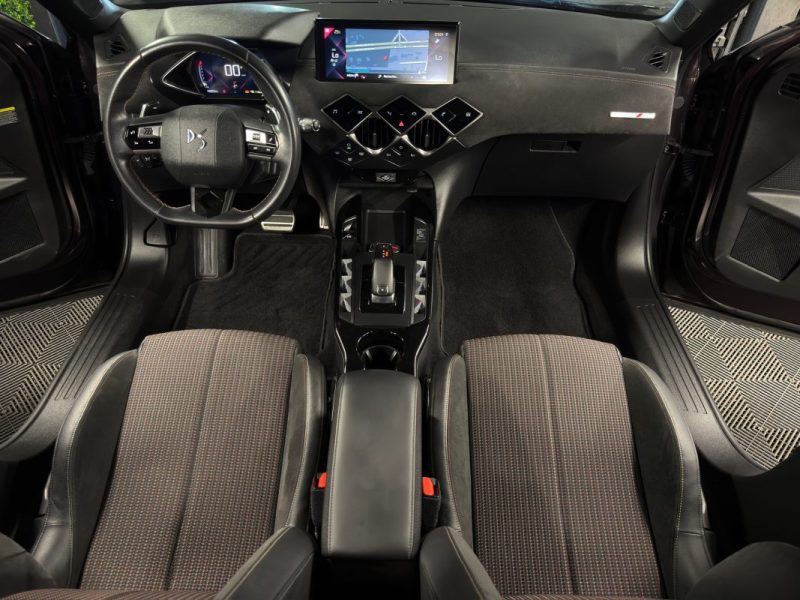 DS DS 3 CROSSBACK PERFORMANCE LINE 1.2 TURBO 130 Cv BOITE AUTO EAT8 VIRTUAL COCKPIT - GARANTIE 1 AN