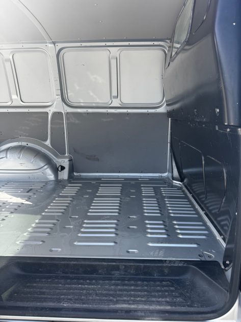VOLKSWAGEN TRANSPORTER 6 FOURGON 2.0 TDI 4MOTION 180CV R 2014