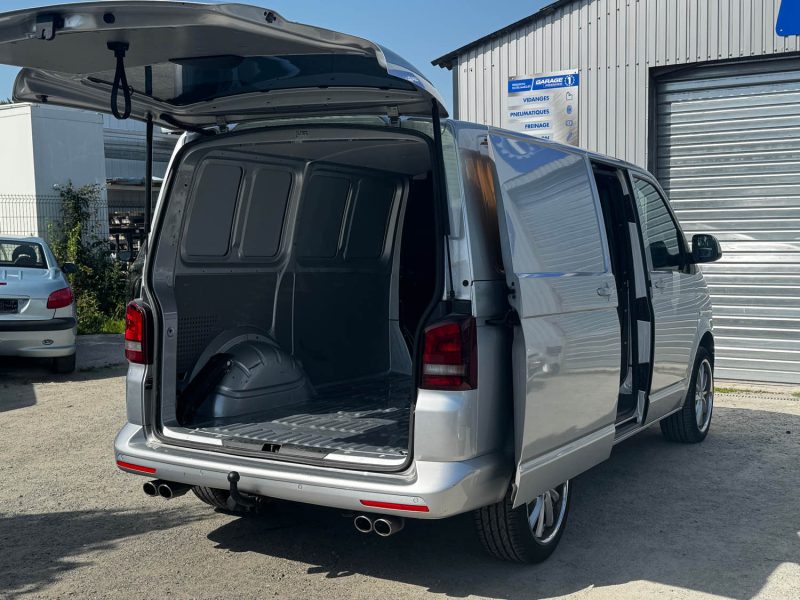 VOLKSWAGEN TRANSPORTER 6 FOURGON 2.0 TDI 4MOTION 180CV R 2014