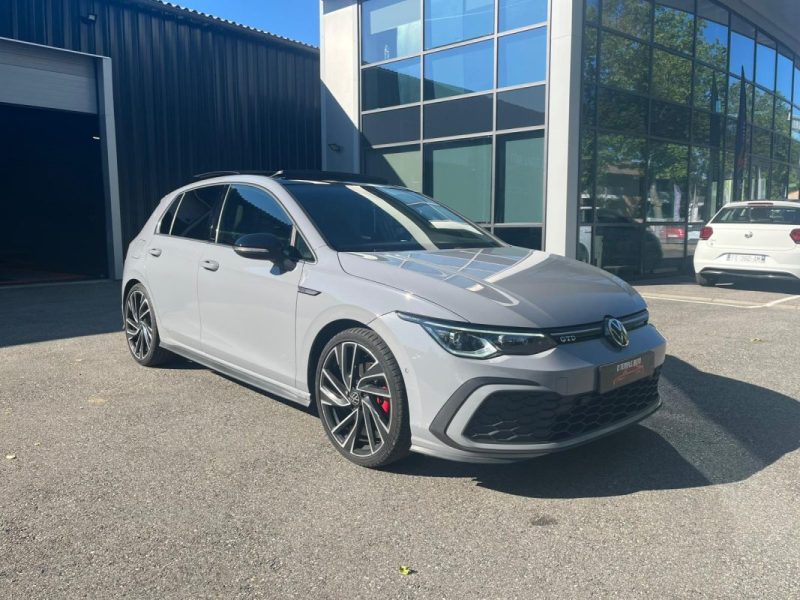 VOLKSWAGEN Golf 8 GTD 2.0 TDI DSG7 200 ch Boîte auto / Toit ouvrant