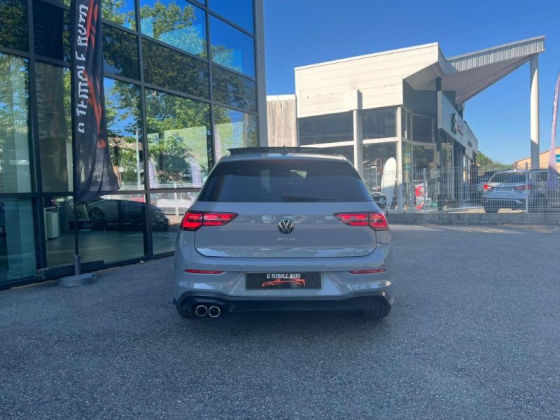 VOLKSWAGEN Golf 8 GTD 2.0 TDI DSG7 200 ch Boîte auto / Toit ouvrant