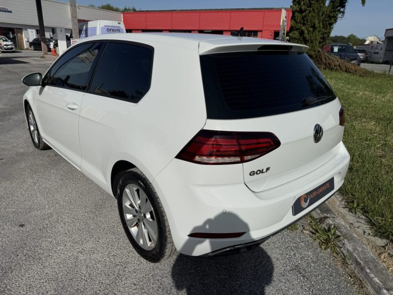 VOLKSWAGEN GOLF VII 1.6 TDI 115CH FAP CONFORTLINE 3P 