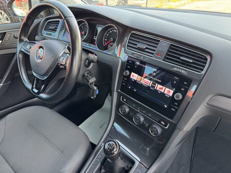 VOLKSWAGEN GOLF VII 1.6 TDI 115CH FAP CONFORTLINE 3P 