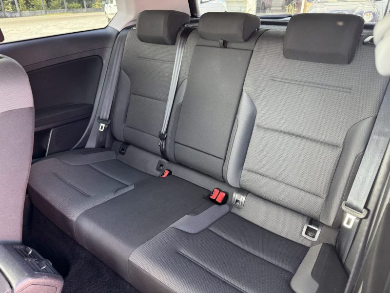 VOLKSWAGEN GOLF VII 1.6 TDI 115CH FAP CONFORTLINE 3P 