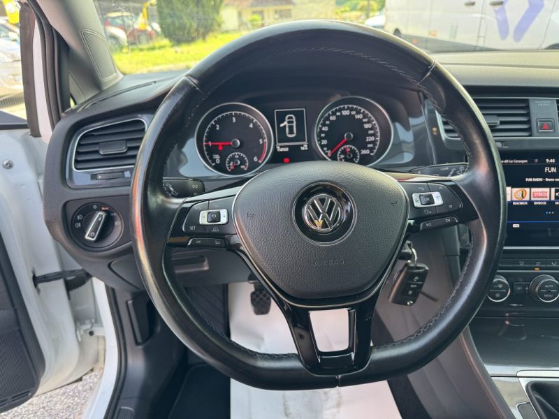 VOLKSWAGEN GOLF VII 1.6 TDI 115CH FAP CONFORTLINE 3P 