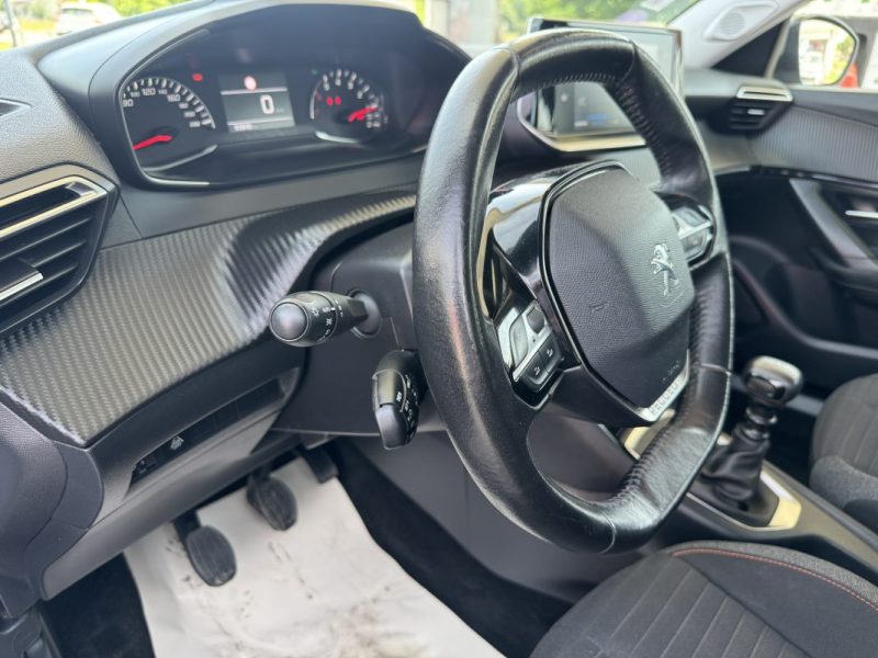 PEUGEOT 2008 1.2 130CH ACTIVE 