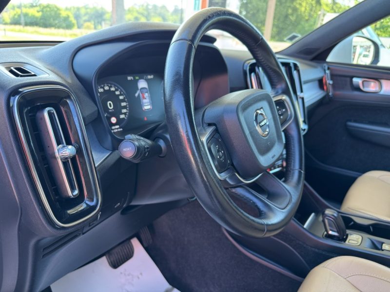 VOLVO XC40 D3 150 MOMENTUM BVA