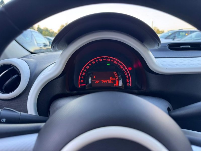 RENAULT TWINGO 1.0 SCE 75cv PHASE 2 / 7 000KM / 1 ERE MAIN / 2020/ CLIM 