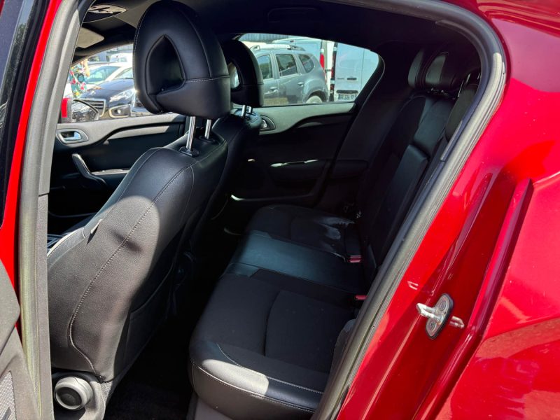 CITROEN DS4 1.6 E-HDI115 sport CHIC BMP6 