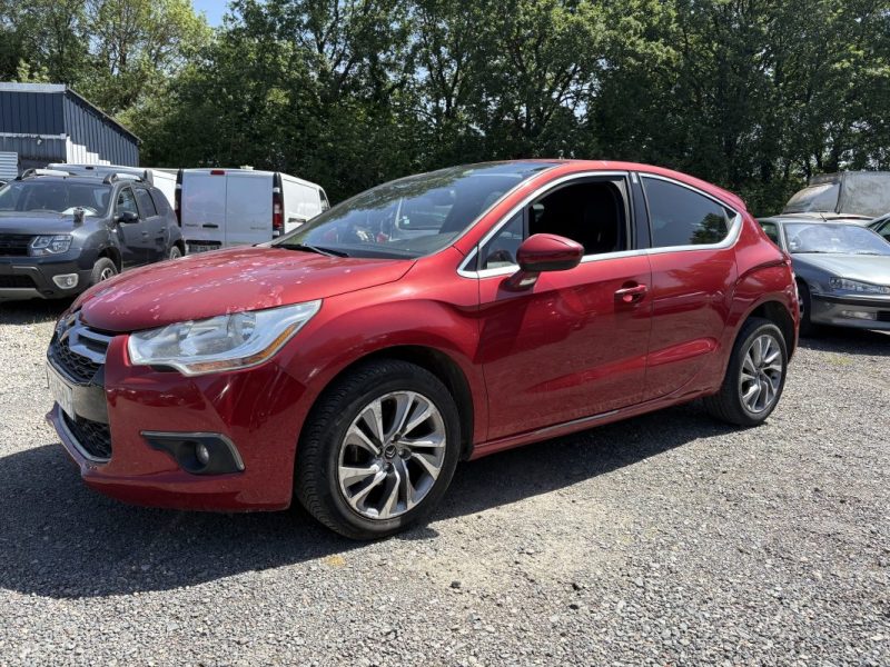 CITROEN DS4 1.6 E-HDI115 sport CHIC BMP6 