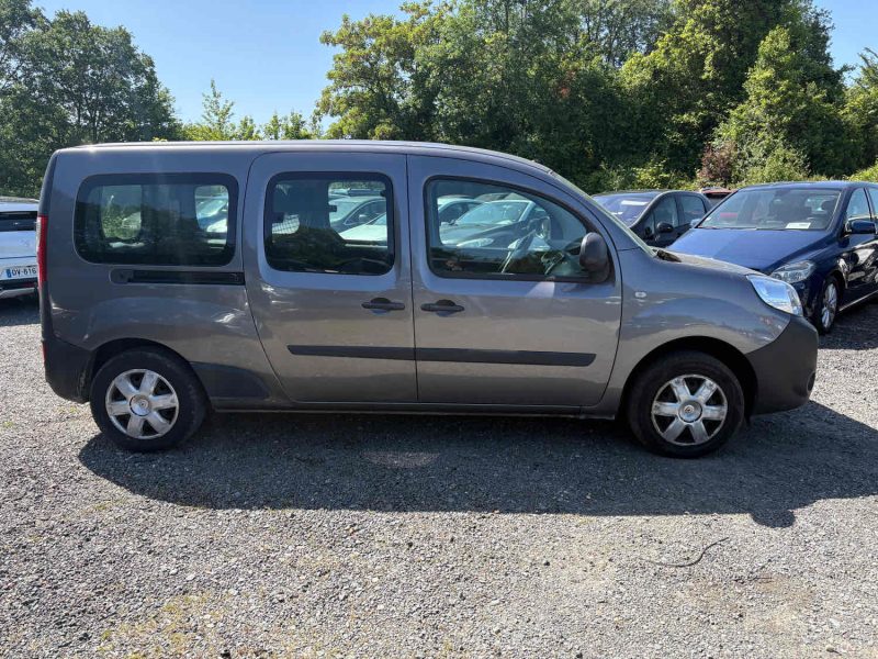 RENAULT KANGOO II MAXI 1.5 DCI 90 cv CONFORT 5 places CABINE APPROFONDIE garantie, 12 mois