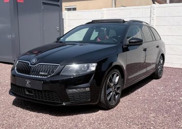 SKODA OCTAVIA III COMBI 2.0 TDI RS 184ch DSG Toit Ouvrant / Sièges électriques / PACK SON CANTON