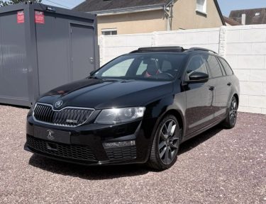 SKODA OCTAVIA III COMBI 2.0 TDI RS 184ch DSG Toit Ouvrant / Sièges électriques / PACK SON CANTON