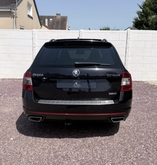 SKODA OCTAVIA III COMBI 2.0 TDI RS 184ch DSG Toit Ouvrant / Sièges électriques / PACK SON CANTON
