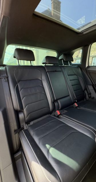 VOLKSWAGEN TIGUAN R-LINE PACK BLACK 2.0 TDI 4 MOTION 150ch SIÈGES CHAUFFANT / TOIT OUVRANT