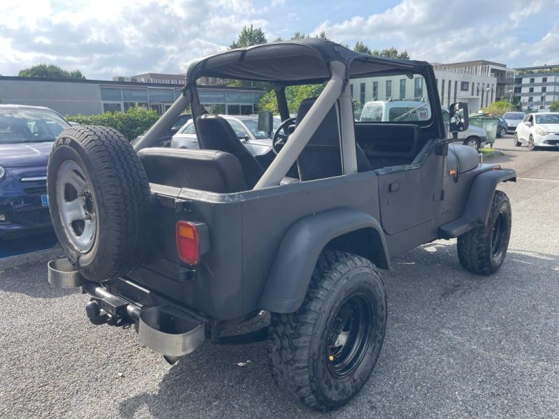 JEEP WRANGLER I 2.5 i 103 ch