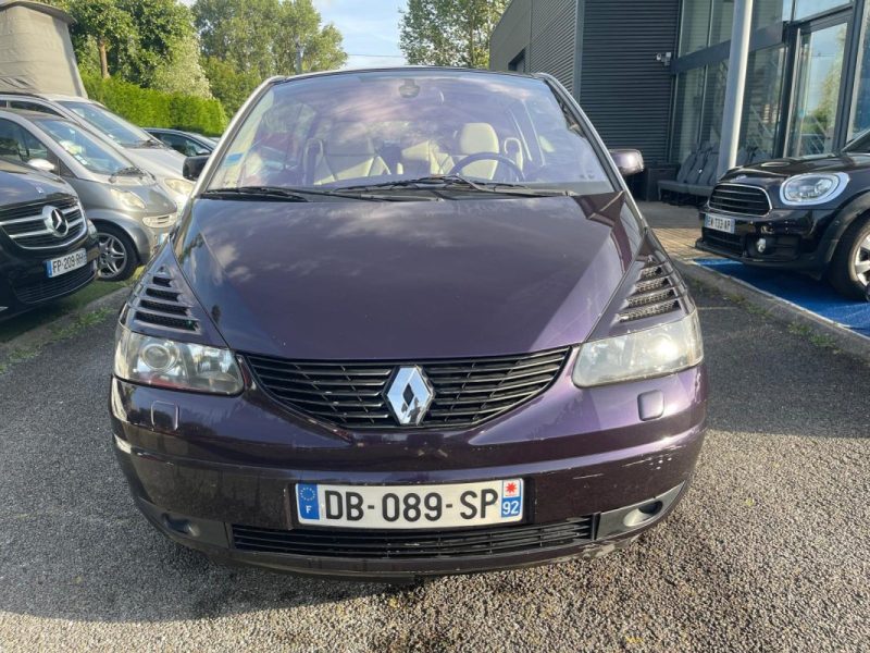 RENAULT AVANTIME PRIVILEGE 3.0 i V6 24V 207 CH