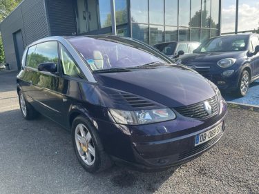 RENAULT AVANTIME PRIVILEGE 3.0 i V6 24V 207 CH