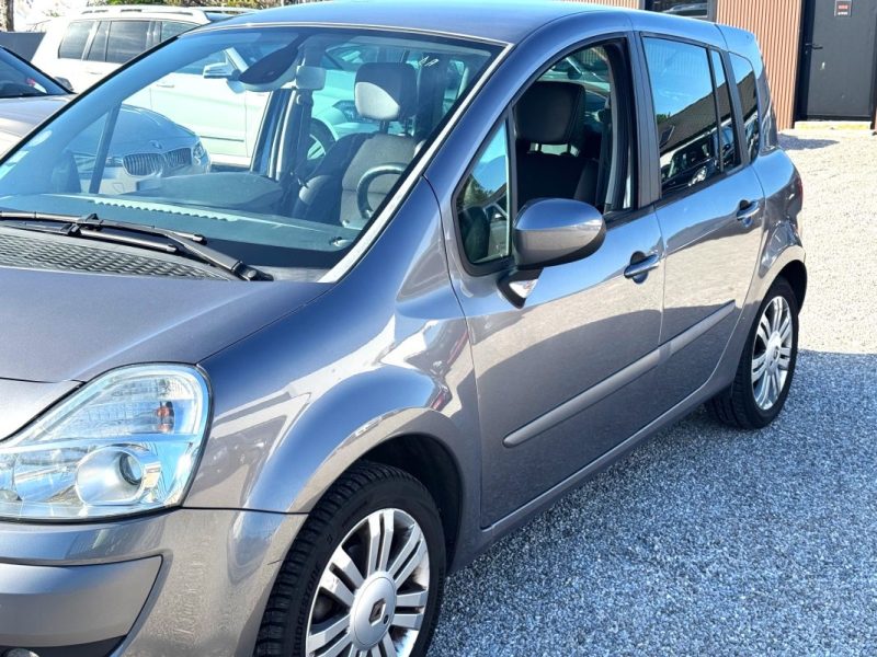 RENAULT MODUS MODUS 1.6i BVA 